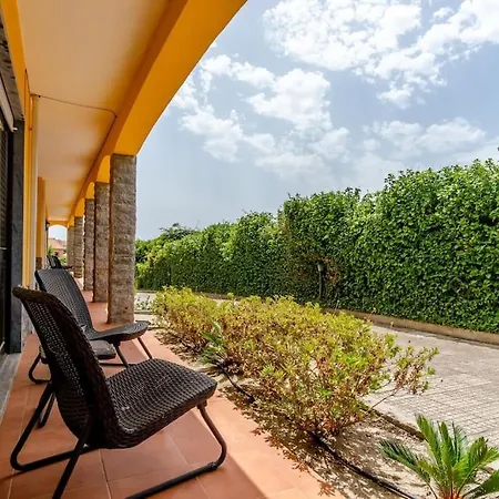 A Big Beautiful House Near Santa Cruz Apartment A dos Cunhados