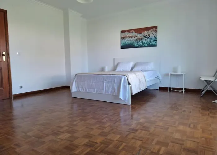 A Big Beautiful House Near Santa Cruz 公寓 阿多斯科姆哈多斯