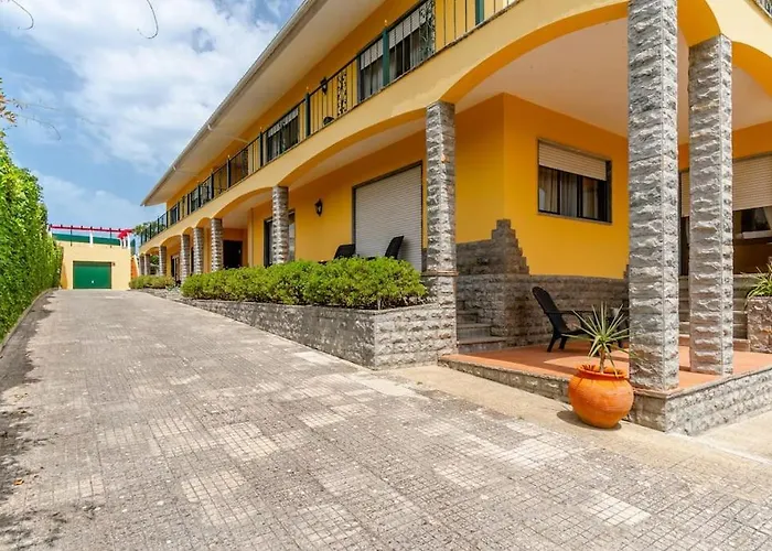 A Big Beautiful House Near Santa Cruz 公寓 阿多斯科姆哈多斯