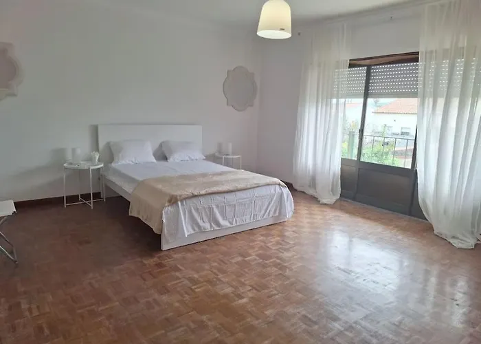 דירה A Big Beautiful House Near Santa Cruz *