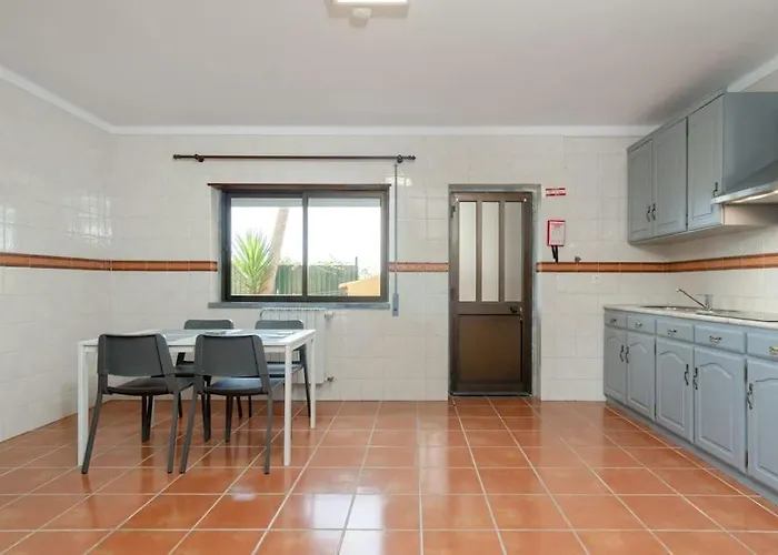 A Big Beautiful House Near Santa Cruz דירה