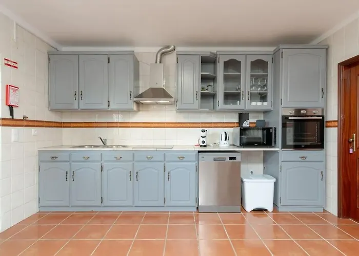 A Big Beautiful House Near Santa Cruz דירה אה דוס קונהאדוס