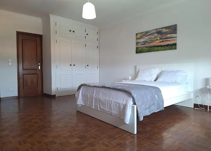 דירה A Big Beautiful House Near Santa Cruz *