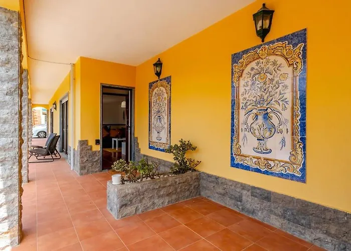 דירה A Big Beautiful House Near Santa Cruz אה דוס קונהאדוס